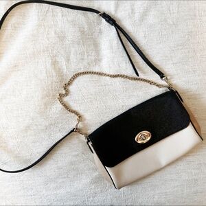 Leather COACH Purse/Bag
